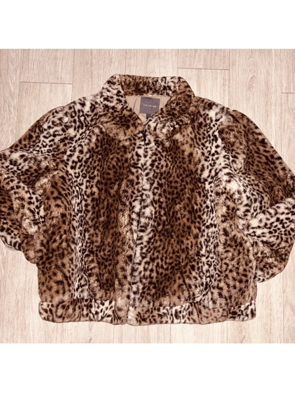 The Limited Leopard Faux Fur Ski-Style Jacket Size 14 90s Y2K Cropped Cozy Warm